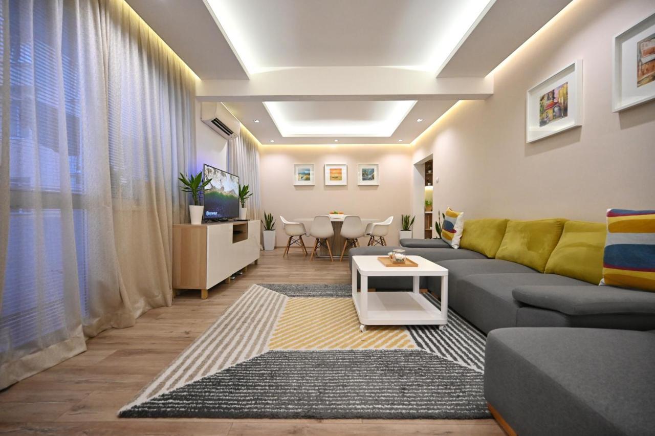 Modern Central 2-Bedroom Apartment With Parking Варна Экстерьер фото